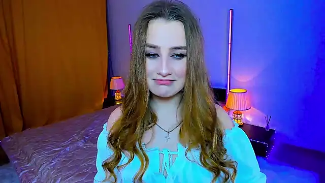 Snapshot of Sofia_beautifuul chatting on May 14, 2:18 am Sofia beautifuul online show from May 14, 2:18 am