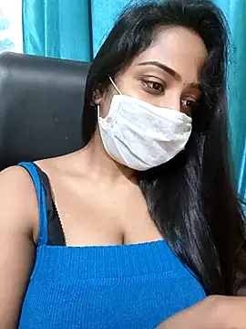 COZY ROZI online show from October 1, 6:36 pm