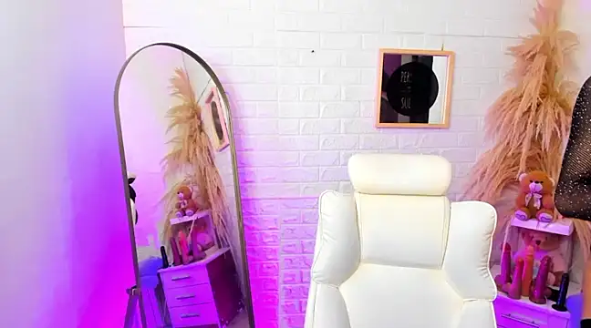 Danny Luxx online show from March 8, 12:41 pm