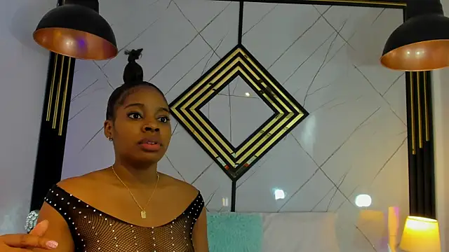 Snapshot of EmilyDiaaz chatting on September 16, 12:17 pm EmilyDiaaz online show from September 16, 12:17 pm