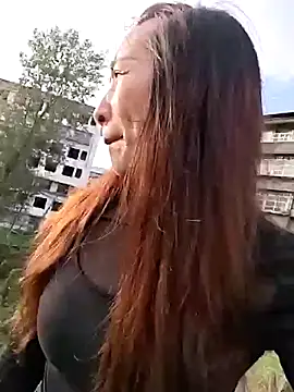 Snapshot of hebe-02 chatting on September 9, 11:37 pm hebe-02 online show from September 9, 11:37 pm