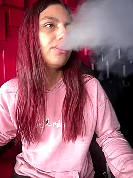 Snapshot of Emily-teen chatting on December 15, 8:02 pm Emily-teen online show from December 15, 8:02 pm