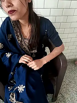 Snapshot of Namita-Kumari chatting on February 24, 9:53 am Namita-Kumari online show from February 24, 9:53 am