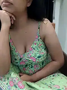 Snapshot of tamil_Rosie chatting on March 14, 9:00 pm tamil Rosie online show from March 14, 9:00 pm