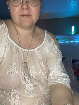 HTXBELLE online show from March 19, 7:29 am