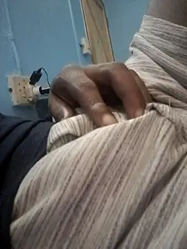 Snapshot of _RapElani-2290 chatting on February 19, 3:49 pm RapElani-2290 online show from February 19, 3:49 pm