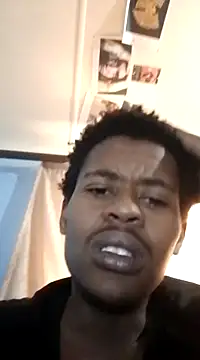 Snapshot of _RapElani-2290 chatting on March 17, 9:01 am RapElani-2290 online show from March 17, 9:01 am