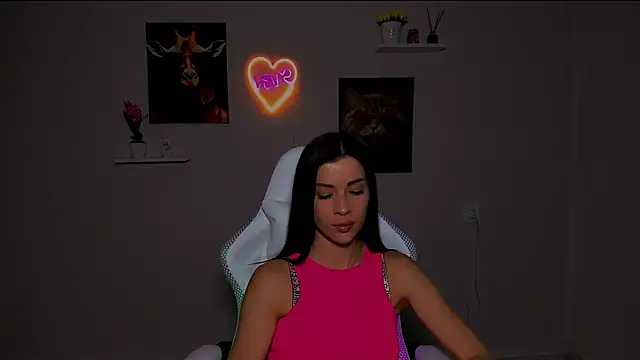 KetiWils online show from March 1, 1:07 pm