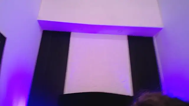 Snapshot of veenus_hs chatting on March 13, 6:16 am veenus hs online show from March 13, 6:16 am