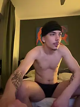 NaomiMulan online show from February 22, 1:22 am