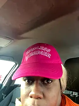 Deshay30 online show from November 9, 11:03 pm