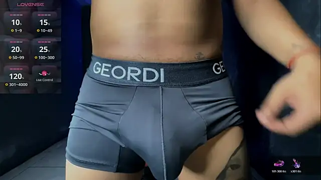 jeffvalemtino online show from December 22, 11:35 pm