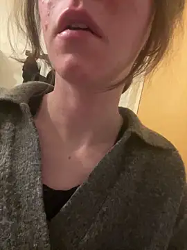 Hildas online show from February 9, 10:52 am