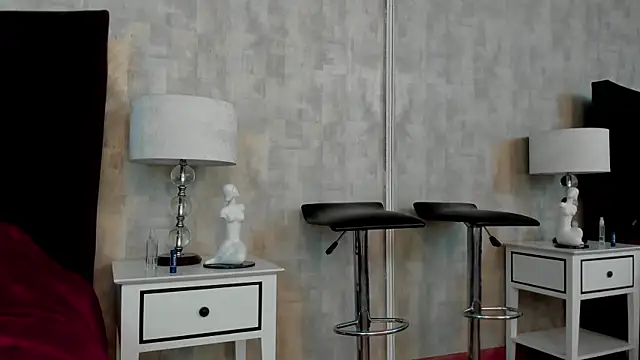 NahomyCarther online show from January 13, 2:50 am