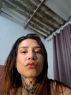 Snapshot of Cataleya_peep chatting on March 4, 9:04 am Cataleya peep online show from March 4, 9:04 am