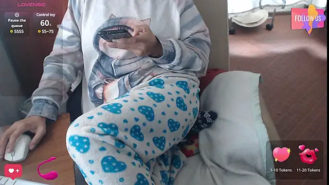 Sexyqueen mature  online show from March 11, 2:51 pm