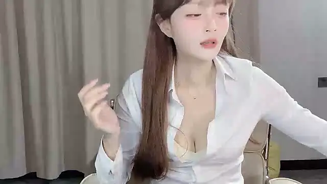 Annnnqi-77 online show from February 28, 11:36 am