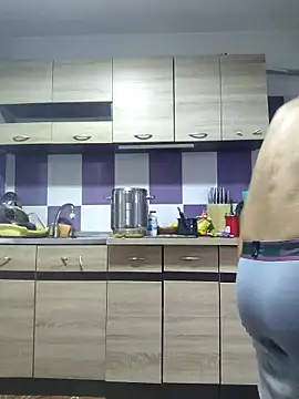 andreiiiii2025 online show from September 18, 12:29 pm