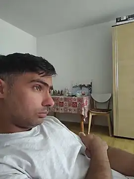 andreiiiii2025 online show from May 26, 9:27 am