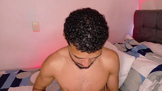 eross chipre  online show from April 1, 7:00 pm