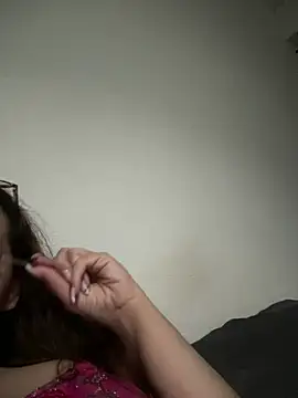 lola  med online show from February 23, 9:05 pm