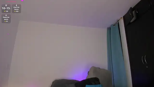  lucianapalmer online show from March 24, 11:32 pm