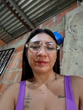 hot veteran01 online show from April 16, 10:49 am