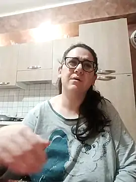 Dolcecurvy online show from December 17, 10:49 pm