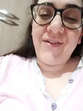 Dolcecurvy online show from April 16, 10:01 pm