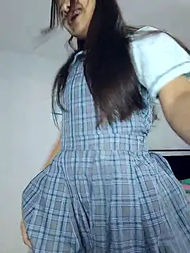 Snapshot of sophia_ramirez12 chatting on April 20, 7:04 pm sophia ramirez12 online show from April 20, 7:04 pm