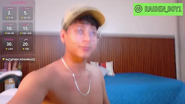 Snapshot of Raiden__Boy chatting on March 14, 8:06 pm Raiden Boy online show from March 14, 8:06 pm