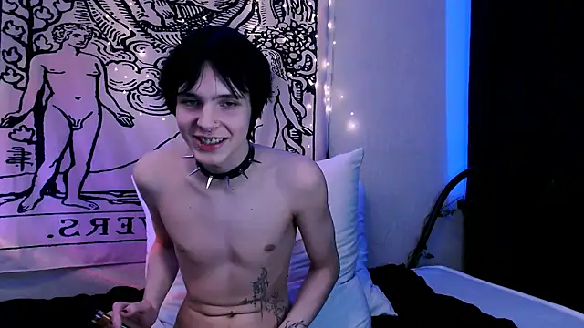 Snapshot of timi-moon chatting on March 15, 2:56 am timi-moon online show from March 15, 2:56 am