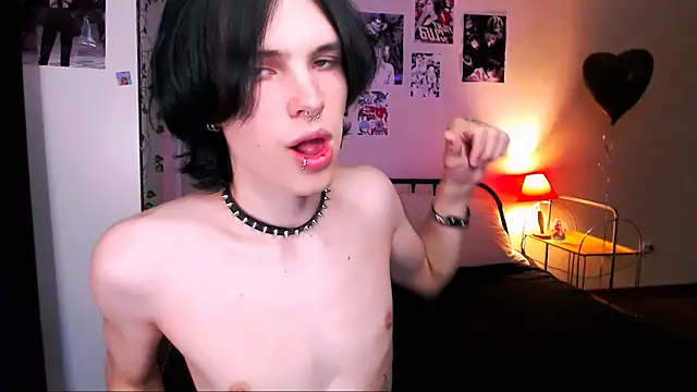 Snapshot of timi-moon chatting on September 21, 12:51 pm timi-moon online show from September 21, 12:51 pm