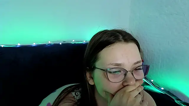 Snapshot of milliedoll chatting on September 24, 8:28 am milliedoll online show from September 24, 8:28 am