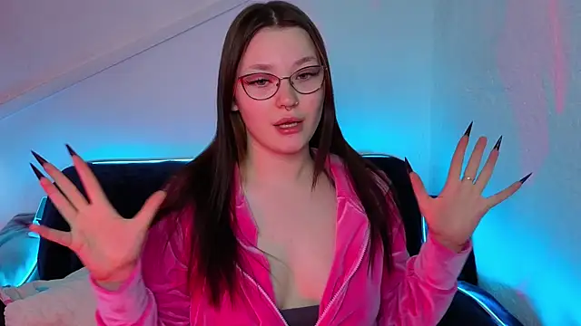 Snapshot of milliedoll chatting on October 6, 7:17 am milliedoll online show from October 6, 7:17 am