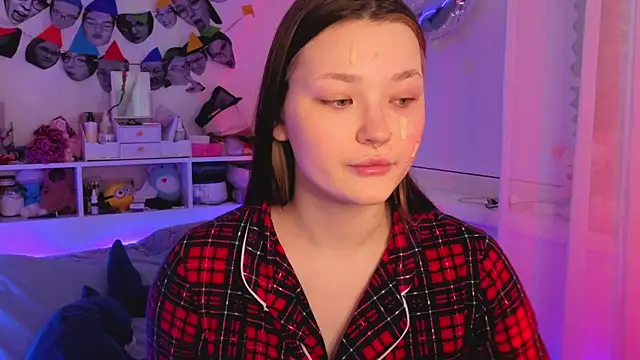 Snapshot of milliedoll chatting on December 17, 5:35 am milliedoll online show from December 17, 5:35 am