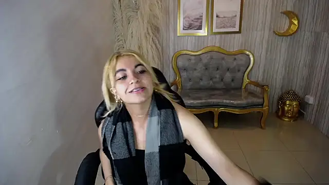 lili conor s online show from March 1, 3:10 am