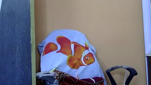 IND9876 online show from October 29, 1:52 am