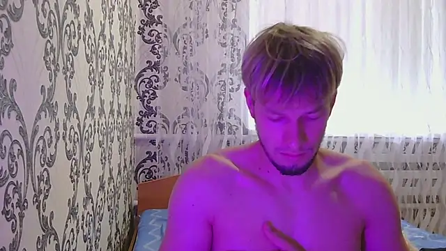 frama666 online show from October 6, 7:06 am