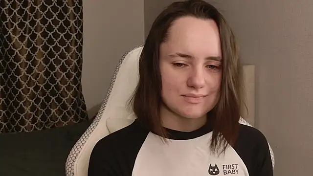 Luna Loveee online show from November 20, 3:50 am