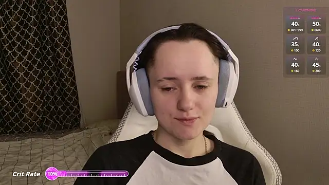 Luna Loveee online show from February 11, 3:55 am