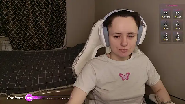 Luna Loveee online show from February 13, 4:19 am