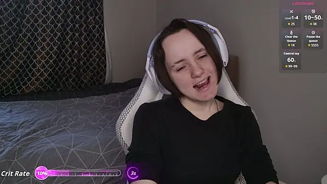 Luna Loveee online show from March 14, 3:56 am