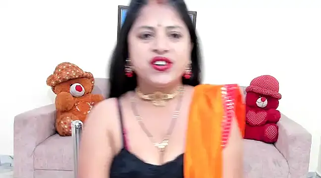 leahgotiii online show from March 20, 3:34 am