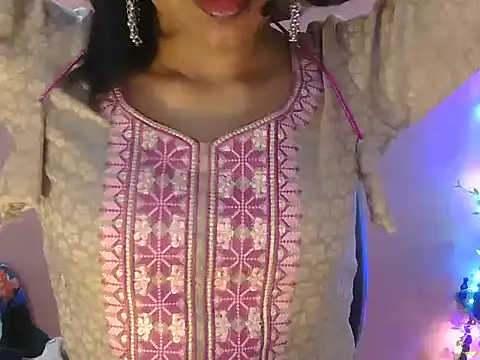 Cute Pihu01 online show from February 4, 7:42 pm