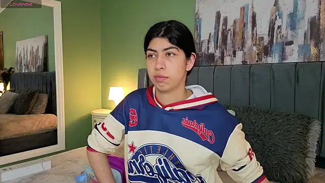 Cassie bloom online show from April 7, 3:18 am