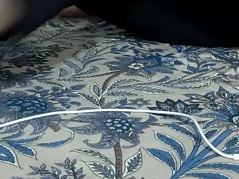 Snapshot of 9inch_hard chatting on January 12, 8:47 pm 9inch hard online show from January 12, 8:47 pm