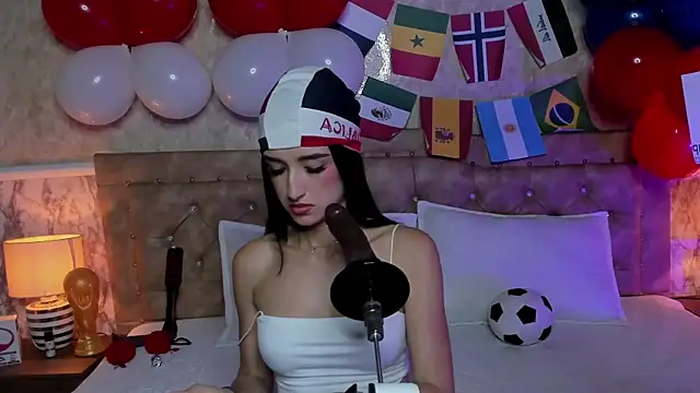 Snapshot of MELODYY_SWEET chatting on June 22, 6:05 pm MELODYY SWEET online show from June 22, 6:05 pm