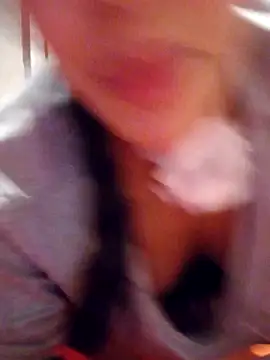 Sexlove1xo online show from November 4, 11:59 pm