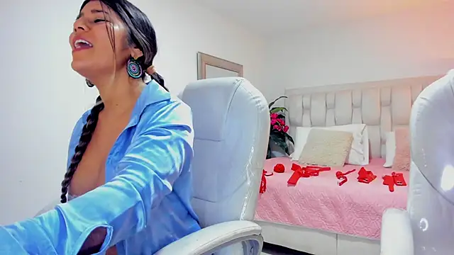 Snapshot of Couple_fantasies69 chatting on March 2, 9:10 am Couple fantasies69 online show from March 2, 9:10 am